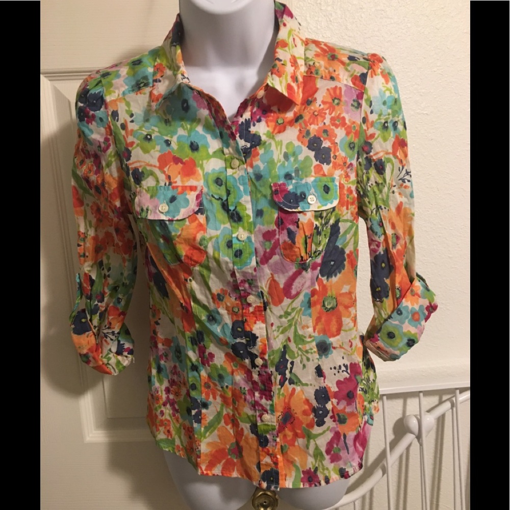Beautiful spring colored shirt.